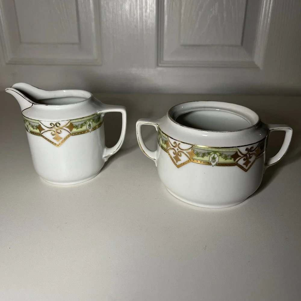 antique hand-painted porcelain creamer and‎ sugar bowl set